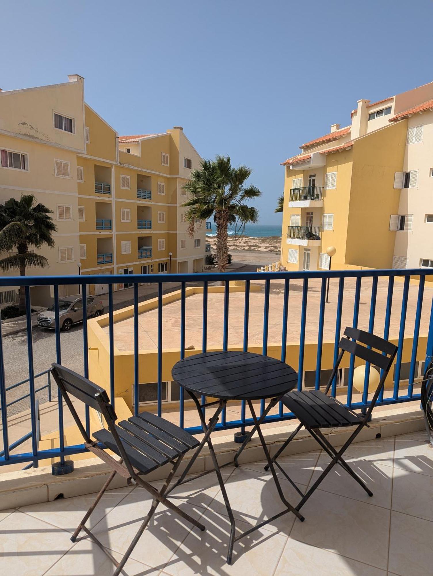 Vila Cabral 2 Apartments - Ac Sal Rei Esterno foto
